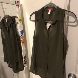 Green Sleeveless Blouse